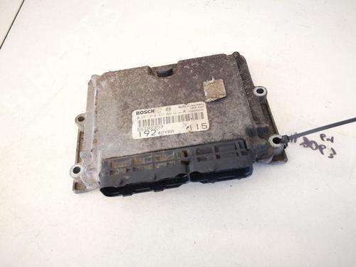 Used Engine control unit (ECU) Engine control unit (ECU) FIAT STILO (192_) 1.9 JTD (192_XE1A) (115 hp) 32907171 32907171