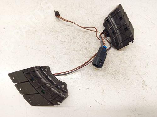 Used Steering wheel controls Steering wheel controls 36688807 36688807
