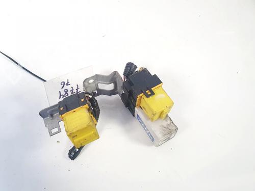 Used Fuse box Fuse box HONDA ACCORD V (CC, CD) 2.0 i S (CD4) (131 hp) 32896015 32896015