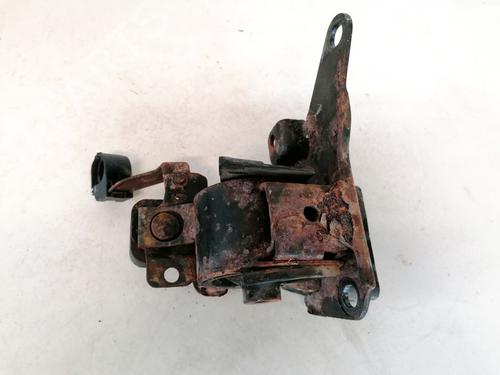 Used Engine mount Engine mount TOYOTA COROLLA Saloon (_E12_) 1.4 D-4D (NDE120_, NDE120R) (90 hp) 32878654 32878654