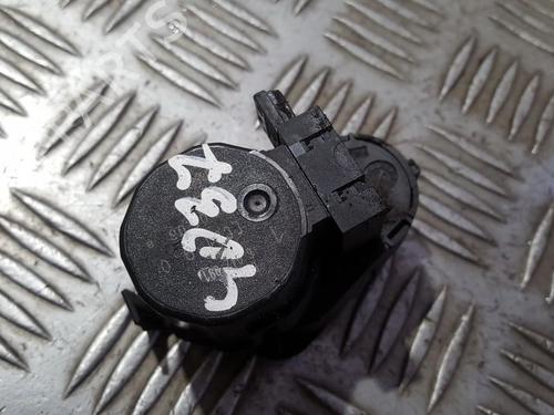 Used Electronic module Electronic module BMW 5 (E60) 530 i (231 hp) 33502405 33502405