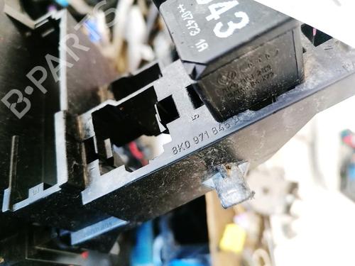 Fuse box AUDI A5 (8T3) 1.8 TFSI | BP32906007E1 - Image 3