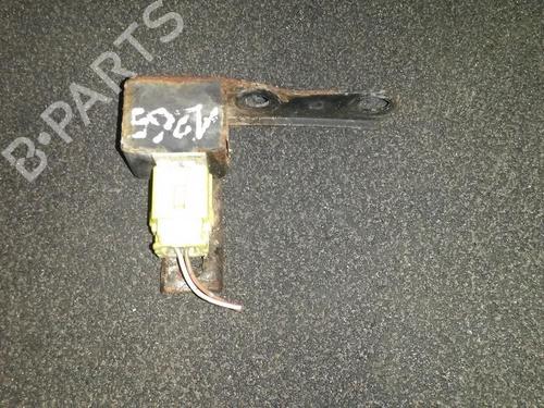 Used Electronic module Electronic module TOYOTA YARIS VERSO (_P2_) 1.3 (NCP20_, NCP22_, NCP20R, NCP22R) (86 hp) 33481150 33481150