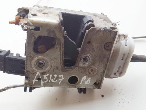 front-right-lock-audi-100-c4-avant-4a5-1990-1991-1992-1993-1994-35859759 main image