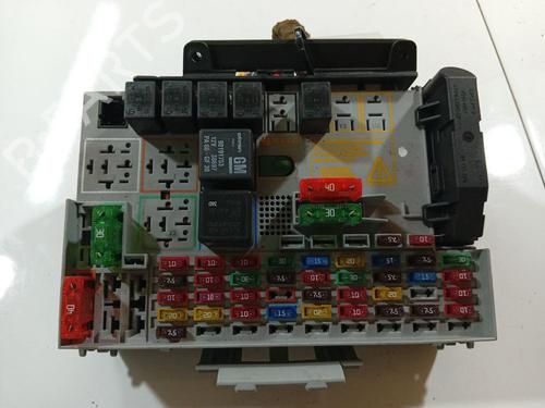 fuse-box-opel-astra-g-hatchback-t98-1998-1999-2000-2001-2002-2003-2004-2005-2006-2007-2008-2009-32543365 main image
