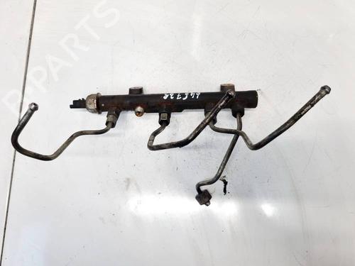 Used Injection rail Injection rail VOLVO V50 (545) 2.0 D (136 hp) 35098907 35098907