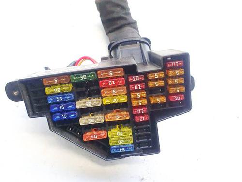 Used Fuse box Fuse box VW PASSAT B6 (3C2) 1.9 TDI (105 hp) 32538852 32538852