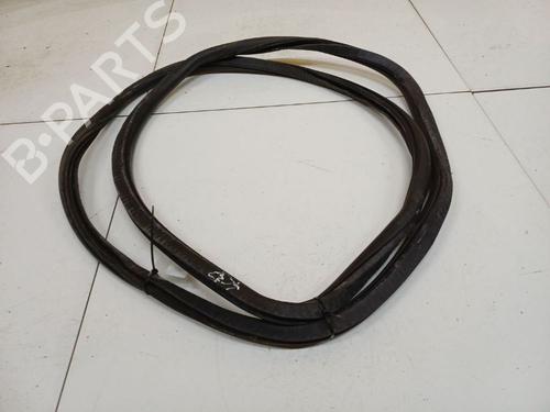 Used Rubber door seal Rubber door seal SKODA OCTAVIA II (1Z3) 2.0 FSI (150 hp) 39701571 39701571