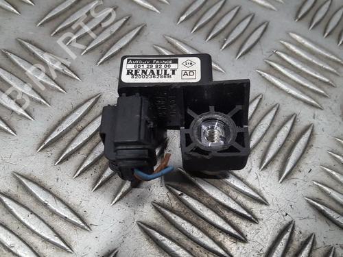 Used Electronic module Electronic module RENAULT SCÉNIC II (JM0/1_) 1.9 dCi (JM0G, JM12, JM1G, JM2C) (120 hp) 33497567 33497567
