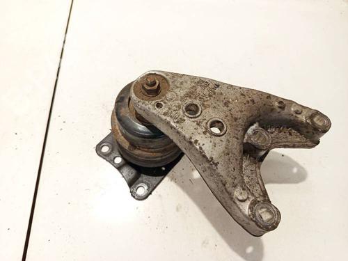 Used Engine mount Engine mount VW POLO IV (9N_, 9A_) 1.4 TDI (70 hp) 32559888 32559888