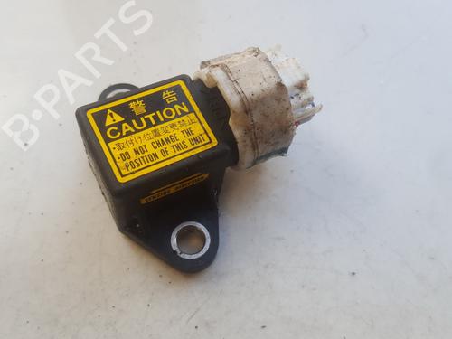 Used Electronic module Electronic module TOYOTA RAV 4 II (_A2_) 2.0 D 4WD (CLA20_, CLA21_, CLA20R, CLA21R) (116 hp) 33517434 33517434