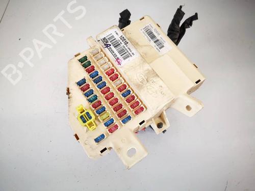 Used Fuse box Fuse box KIA CARENS III MPV (UN) 2.0 CRDi 115 (115 hp) 32561417 32561417