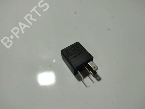 Used Electronic sensor Electronic sensor OPEL ZAFIRA / ZAFIRA FAMILY B (A05) 1.9 CDTI (M75) (120 hp) 32564701 32564701