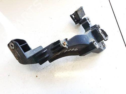 Used Right headlight support Right headlight support 35077388 35077388
