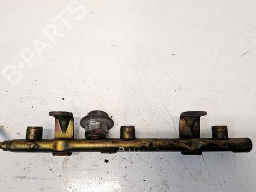 Used Injection rail Injection rail 37655288 37655288