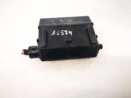 Used Fuse box Fuse box OPEL MERIVA A MPV (X03) 1.6 (E75) (87 hp) 33079307 33079307