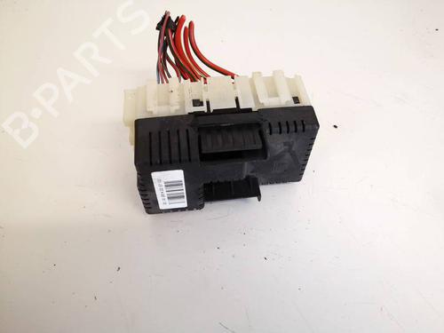 Used Fuse box Fuse box VOLVO V60 I (155) 1.6 DRIVe (114 hp) 32591693 32591693