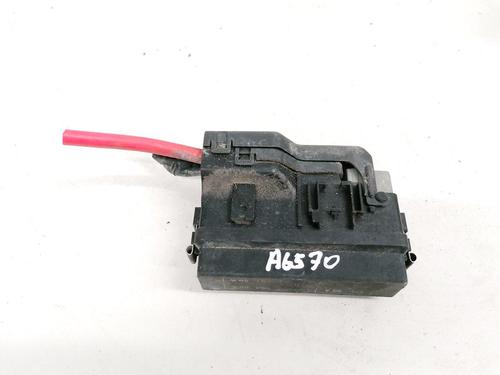 Used Fuse box Fuse box FORD MONDEO IV Saloon (BA7) 2.0 LPG (145 hp) 33088949 33088949