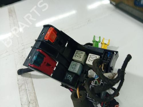Used Fuse box Fuse box AUDI A8 D3 (4E2, 4E8) 4.2 quattro (335 hp) 32969573 32969573