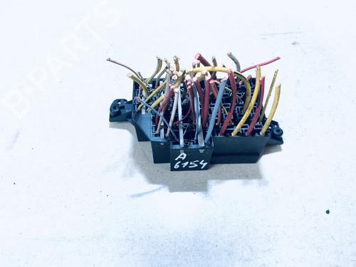 Used Fuse box Fuse box RENAULT CLIO II (BB_, CB_) 1.5 dCi (B/CB07) (65 hp) 33068515 33068515