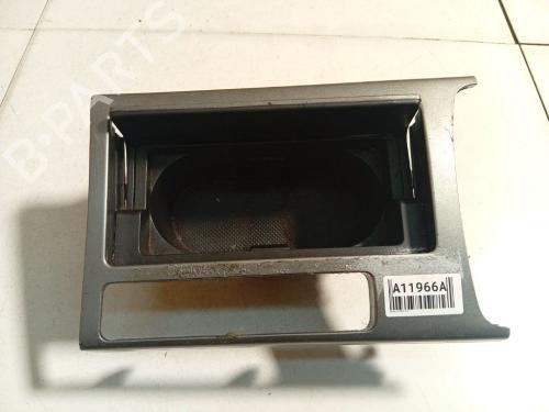 Used Cup/Object holder Cup/Object holder MAZDA 6 Hatchback (GH) 2.2 MZR-CD (GH10) (163 hp) 40616984 40616984