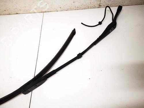 front-windshield-wiper-arm-tesla-model-y-5yjy-2019-32537813 main image