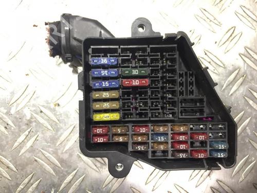 fuse-box-vw-golf-iv-1j1-1997-1998-1999-2000-2001-2002-2003-2004-2005-2006-2007-2008-33483089 main image