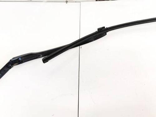 Used Front windshield wiper arm Front windshield wiper arm VW PHAETON (3D1, 3D2, 3D3, 3D4, 3D6, 3D7, 3D8, 3D9) 3.0 V6 TDI 4motion (224 hp) 32941711 32941711