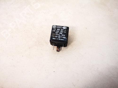 Used Electronic sensor Electronic sensor VW PASSAT B3/B4 Variant (3A5, 35I) 1.9 TDI (90 hp) 32879583 32879583
