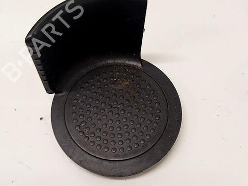 Used Cup/Object holder Cup/Object holder VW PASSAT B6 (3C2) 2.0 TDI (140 hp) 36688588 36688588