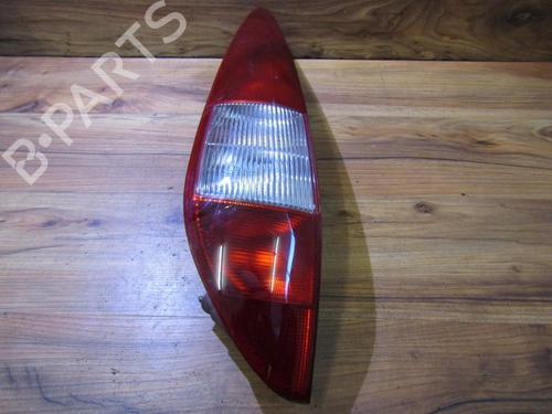 left-taillight-ford-mondeo-iii-b5y-2000-2001-2002-2003-2004-2005-2006-2007-35652379 main image