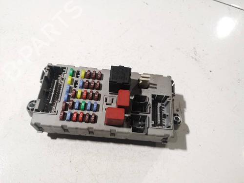 Used Fuse box Fuse box 39116100 39116100