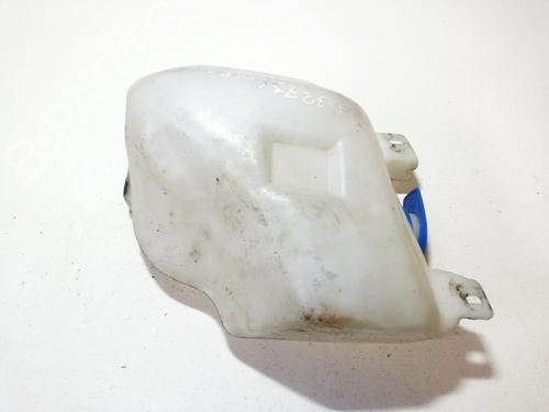 Used Windscreen washer tank Windscreen washer tank VW GOLF III (1H1) 1.9 TDI (90 hp) 35840675 35840675