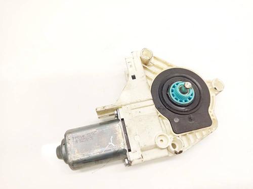 Used Left rear window motor Left rear window motor BMW 5 (F10) 535 d (313 hp) 39222427 39222427
