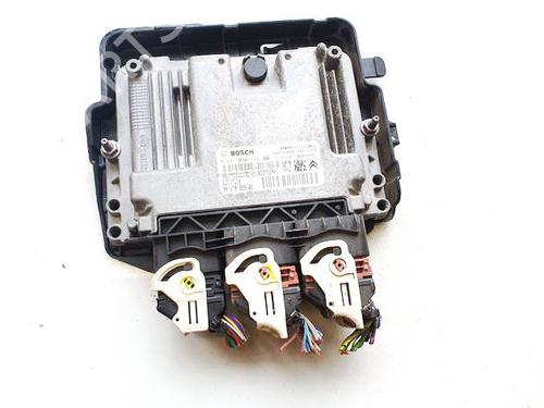 Used Engine control unit (ECU) Engine control unit (ECU) 37598701 37598701