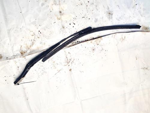 front-windshield-wiper-arm-saab-9-3-ys3f-e79-d79-d75-2002-2003-2004-2005-2006-2007-2008-2009-2010-2011-2012-2013-2014-2015-32895800 main image