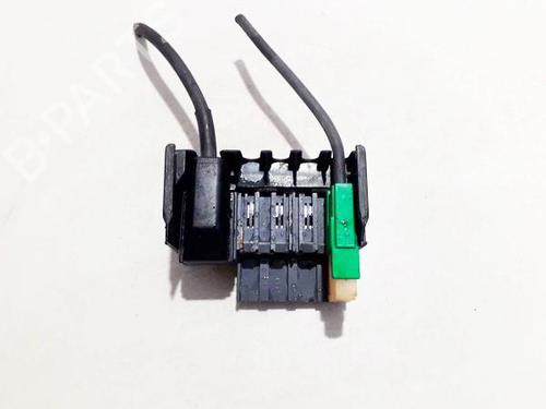 Used Fuse box Fuse box PEUGEOT 207 (WA_, WC_) 1.6 HDi (90 hp) 33509637 33509637