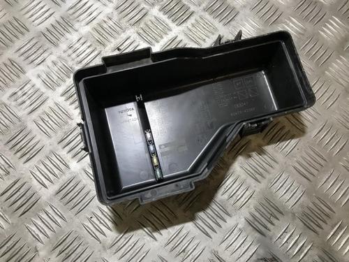 Fuse box TOYOTA RAV 4 II (_A2_) 1.8 (ZCA25_, ZCA26_, ZCA25W, ZCA26W) | BP33500653E1 - Image 2