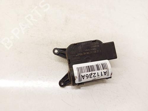 Used Electronic module Electronic module SKODA OCTAVIA II (1Z3) 1.9 TDI (105 hp) 33749813 33749813
