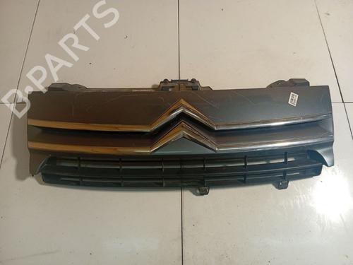 Used Grille Grille 37084334 37084334