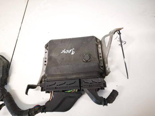 Used Engine control unit (ECU) Engine control unit (ECU) TOYOTA AURIS (_E15_) 2.2 D (ADE157_, ADE151_, ADE151R, ADE157R) (177 hp) 32940930 32940930