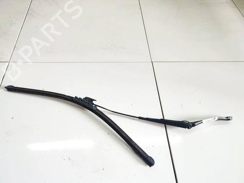 front-windshield-wiper-arm-mercedes-benz-c-class-w203-2000-2001-2002-2003-2004-2005-2006-2007-32575305 main image