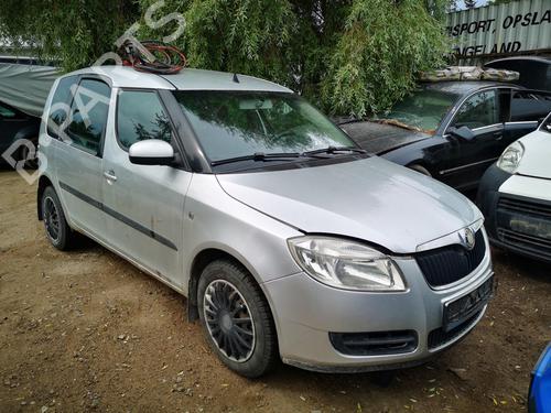 Used Parts SKODA ROOMSTER (5J7) 1.4 TDI (70 hp) 4471568