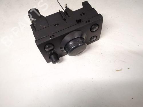 Schakelaar Schakelaar OPEL SIGNUM Hatchback (Z03) 2.2 direct (F48) (155 hp) 35453817 35453817