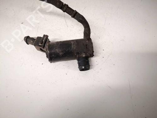 washer-pump-volvo-v70-ii-285-1999-2000-2001-2002-2003-2004-2005-2006-2007-2008-34744416 main image