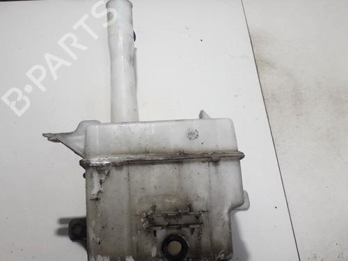 windscreen-washer-tank-hyundai-sonata-v-nf-2004-2005-2006-2007-2008-2009-2010-2011-2012-2013-2014-35862420 main image