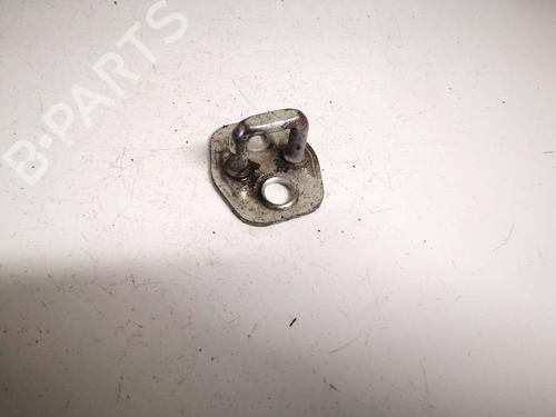 sttte-nissan-primera-hatchback-p12-2002-32621943 main image