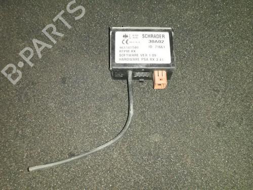 electronic-module-peugeot-607-9d-9u-2000-33480791 main image