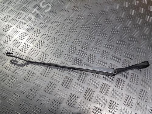 Used Front windshield wiper arm Front windshield wiper arm 33491947 33491947
