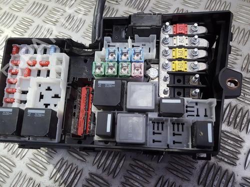 Used Fuse box Fuse box FORD FOCUS II (DA_, HCP, DP) 2.0 (145 hp) 33494693 33494693